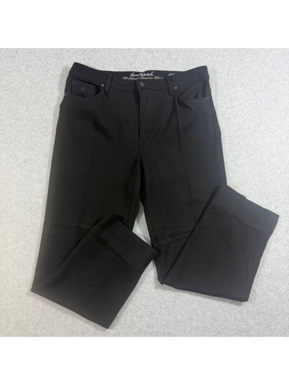 Gloria Vanderbilt Amanda Petite 12P Black Slimming Effect Straight Leg Jeans